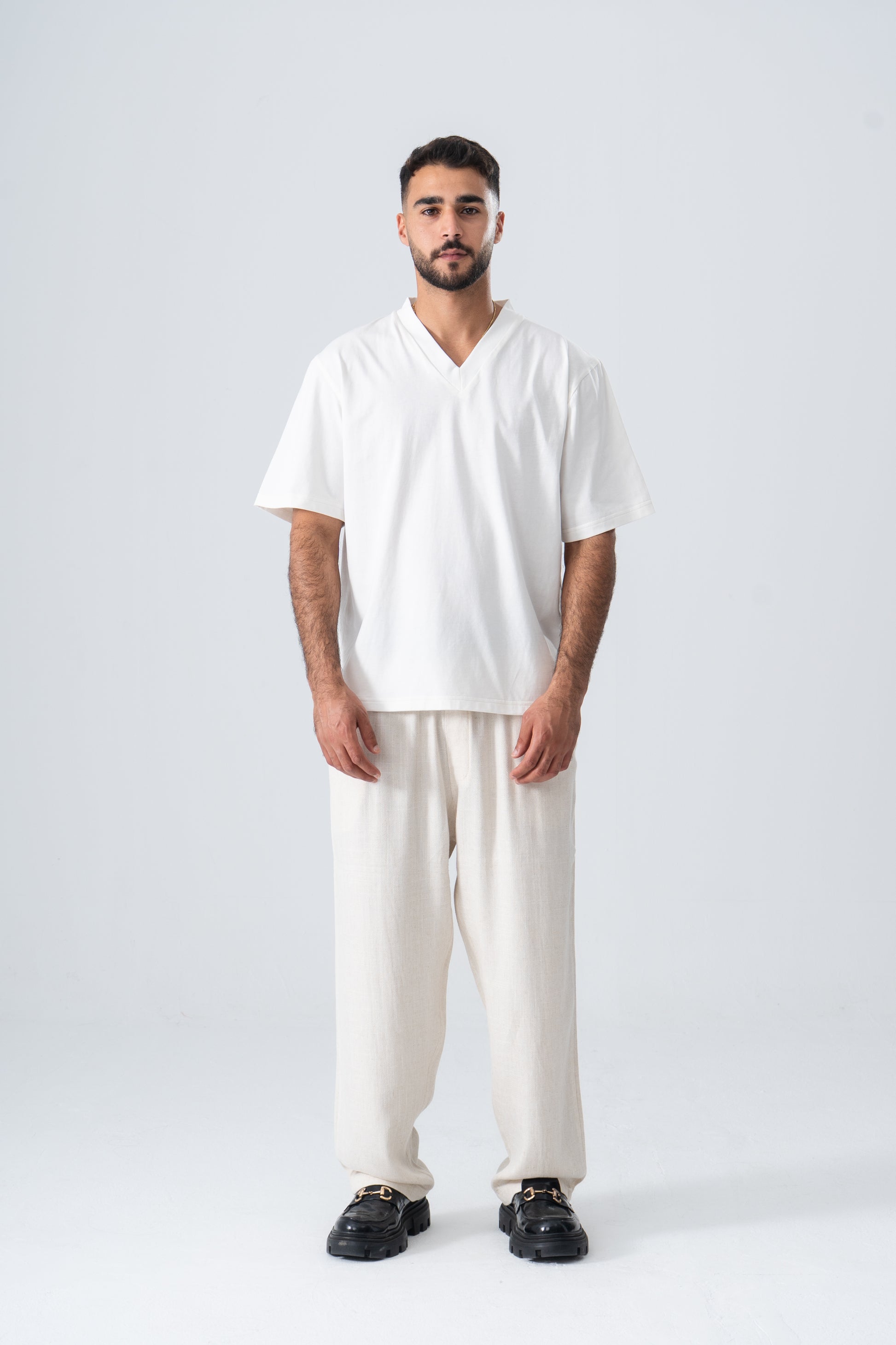 V FOR VAÏ T-SHIRT