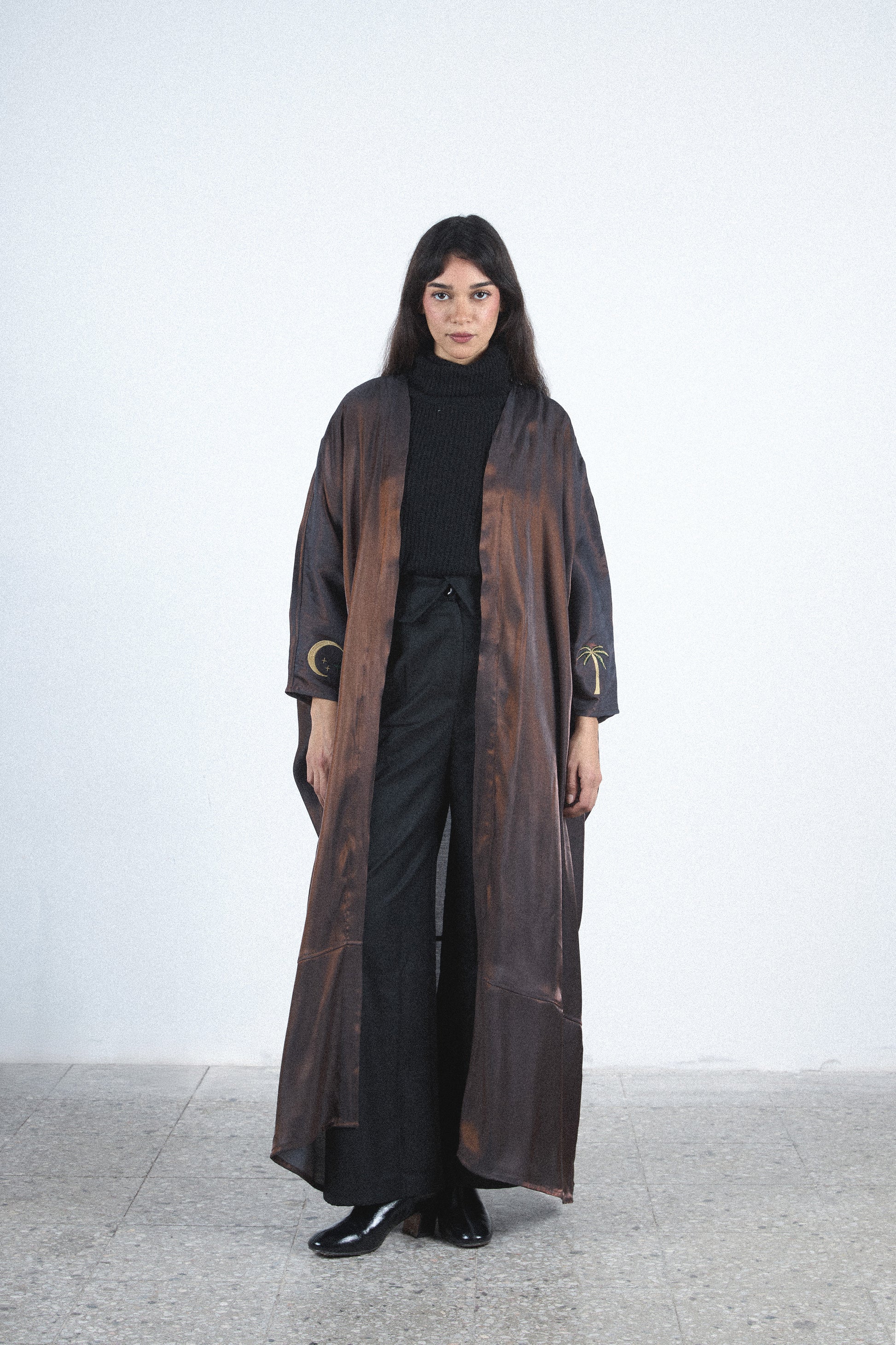 Palm Embroidered satin abaya - Brown