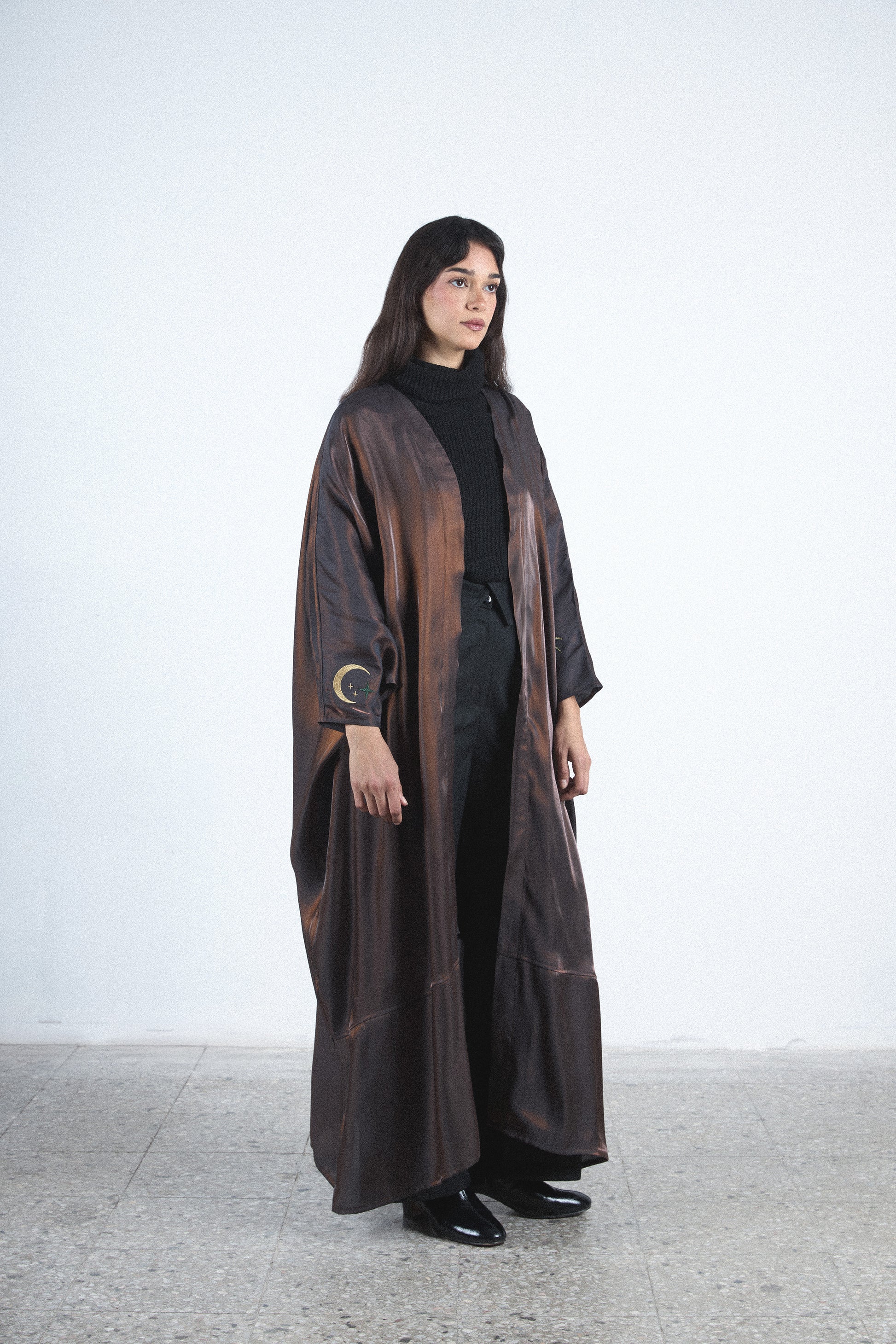 Palm Embroidered satin abaya - Brown