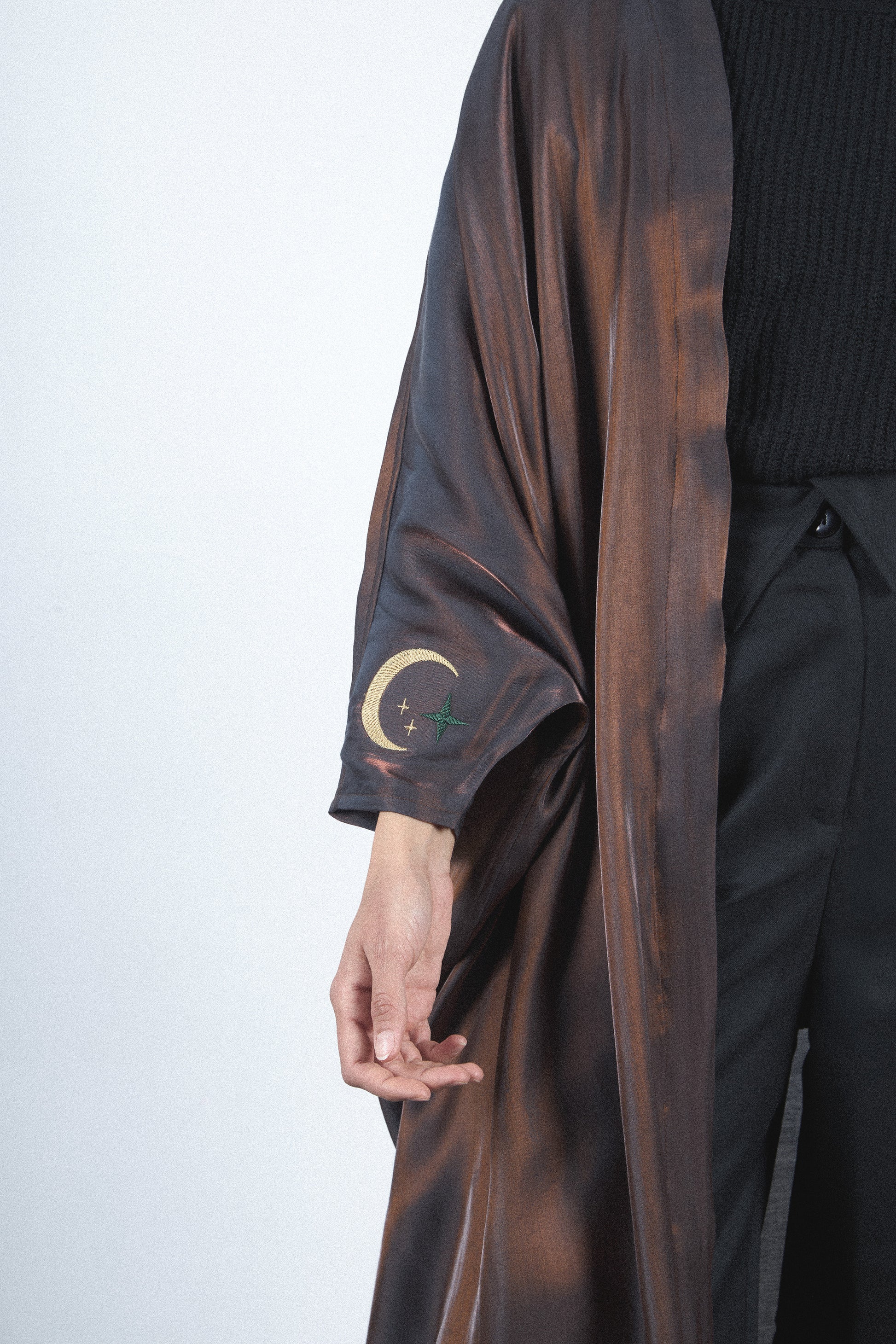 Palm Embroidered satin abaya - Brown