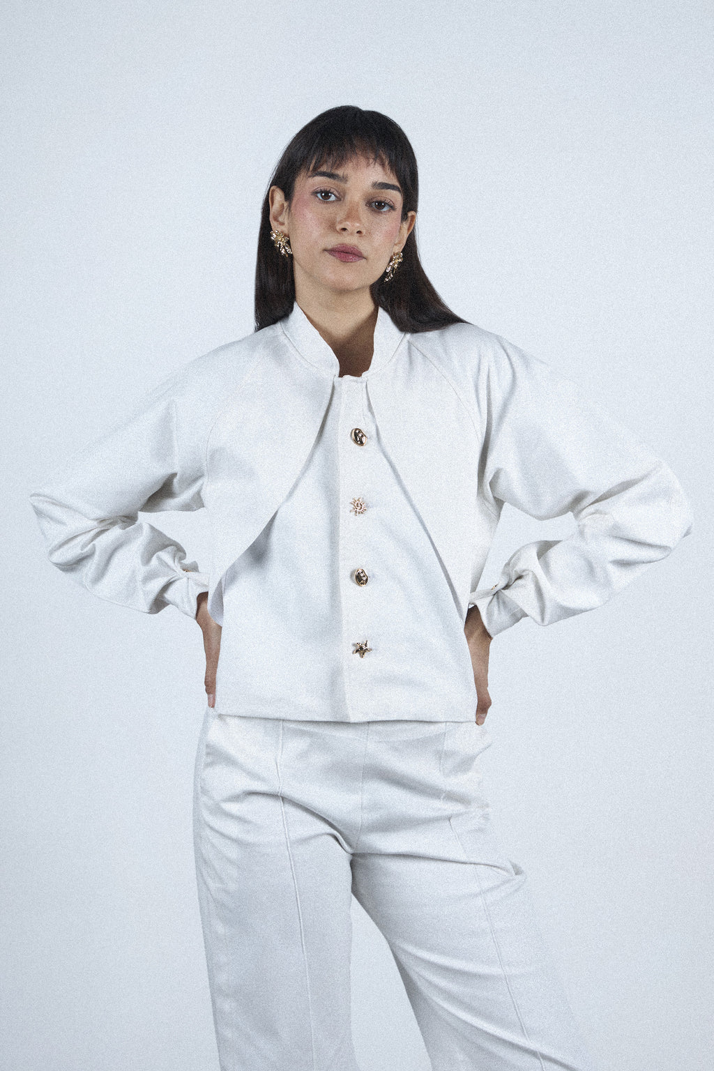 White curved blazer set