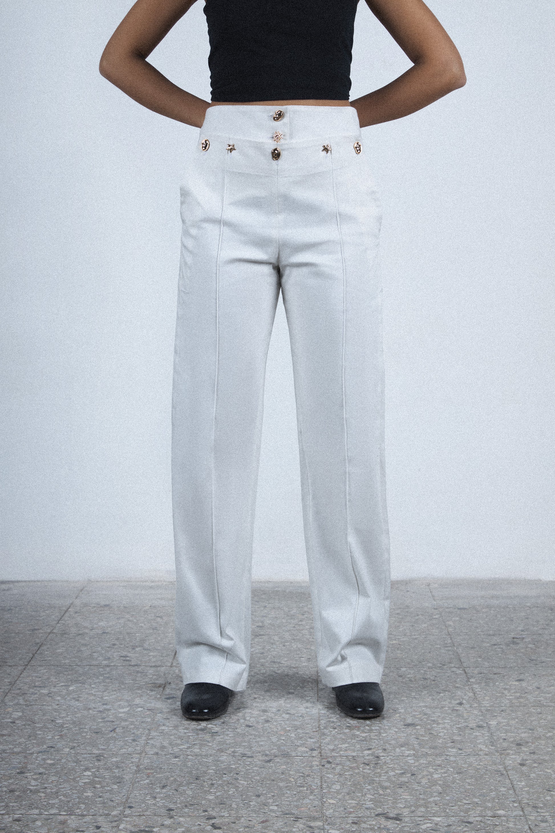 White curved blazer set