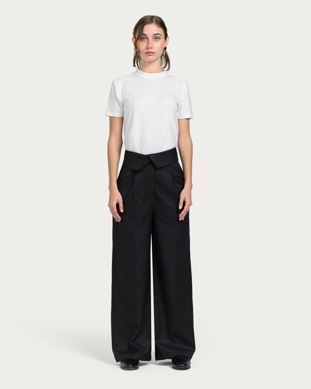 VAÏ Tailored Wide-Leg Pants - Black