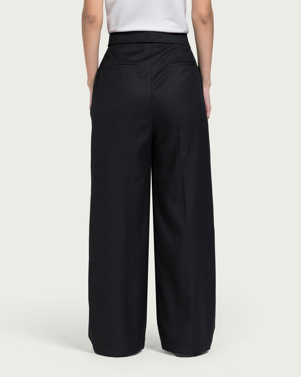 VAÏ Tailored Wide-Leg Pants - Black
