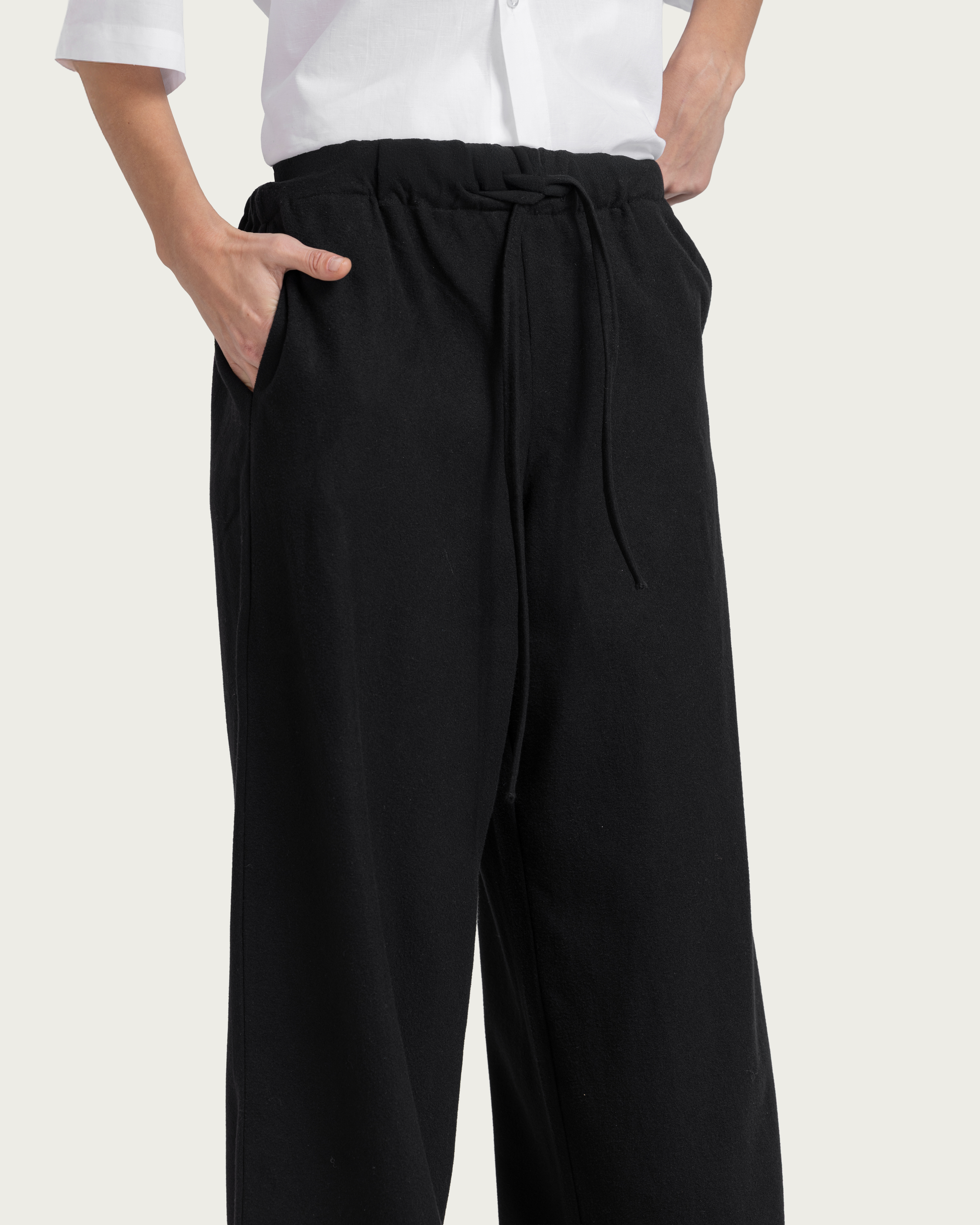 VAÏ Relaxed Drawstring Pants - Black