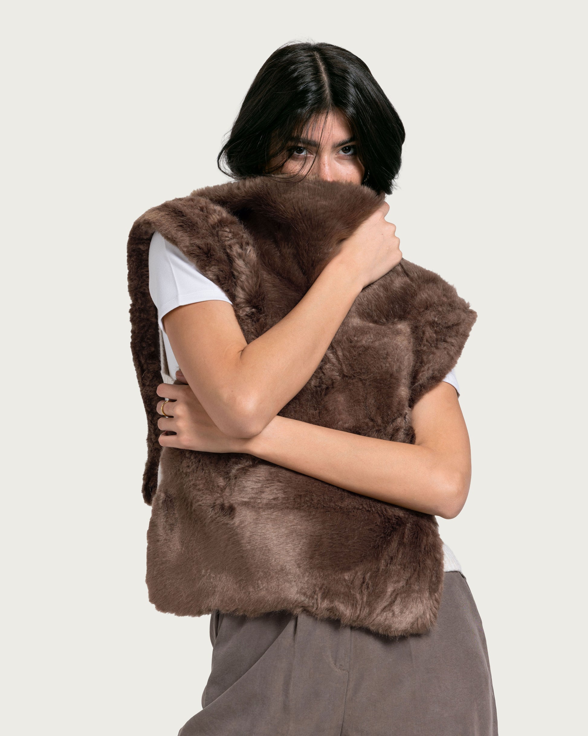 VAÏ Soft Fur Vest - Brown