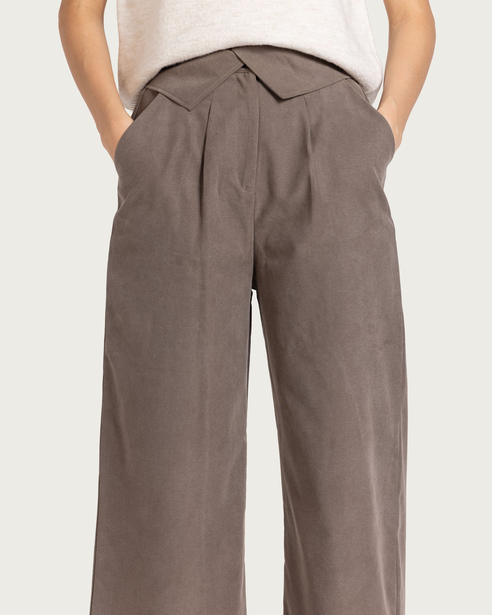 VAÏ Tailored Wide-Leg Pants - Brown